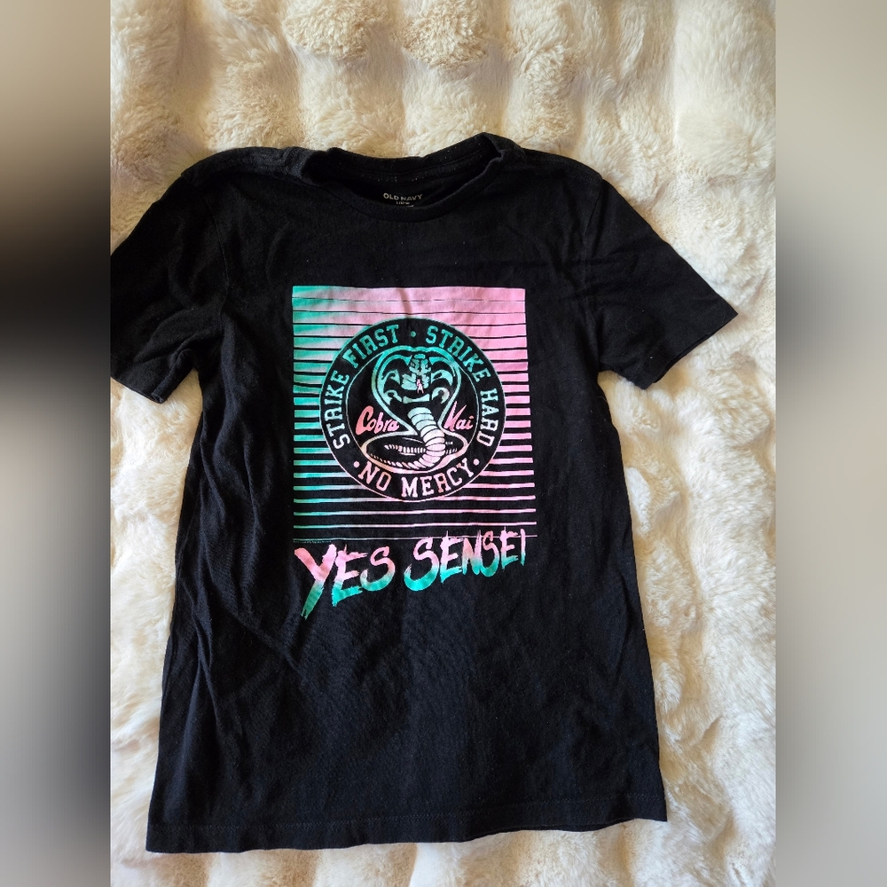 ⏰️ Old Navy Cobra Kai tshirt